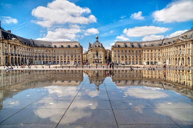 Bordeaux Airport Transfers: Bordeaux Airport BOD to Bordeaux in Business Car - About the Operator