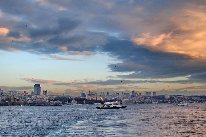 Bosphorus Dinner Cruise - Stunning Views of the Bosphorus