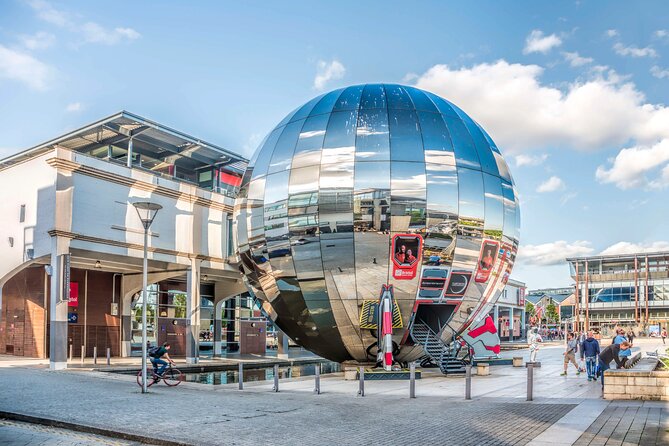 Bristol Airport Transfers: Bristol City to Bristol Airport BRS in Business Car - Airport Transfer Convenience