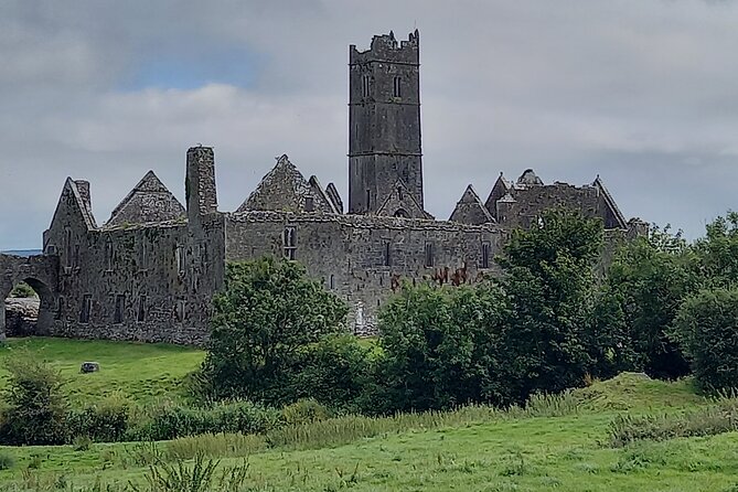 Bunratty Castle & Folk Park Private Tour From Galway - Highlights of the Tour