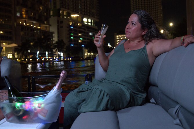 Champagne City Lights Boat Tour With Photoshoot - Accessibility and Participation Guidelines