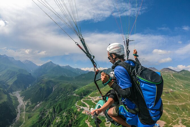 Cloudbase Paragliding in Gudauri, Georgia - Preparing for the Experience