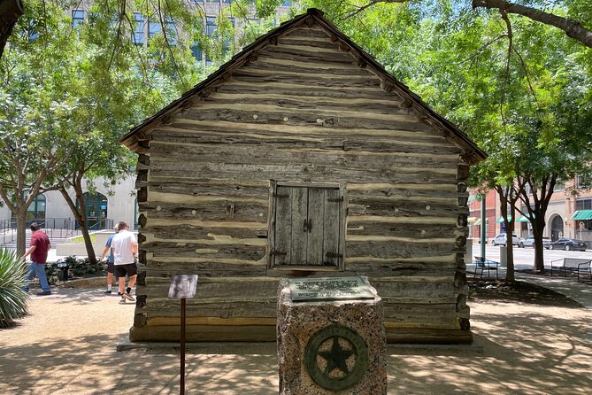 Dallas in Wonderland: A Self-Guided Walking Tour of Dallas - Ending the Tour at the Central Library