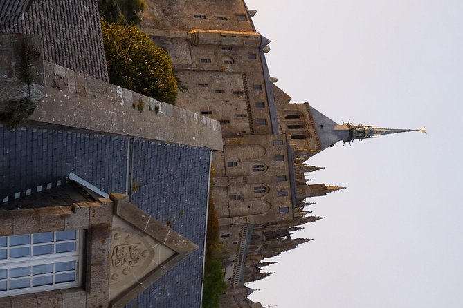 Day-Trip With Personal Guide in Mont Saint-Michel From Paris With Private Car - Tips for an Enjoyable Experience