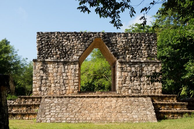 Ek Balam Cenote and Chichikan Day Tour With Lunch - Customer Reviews