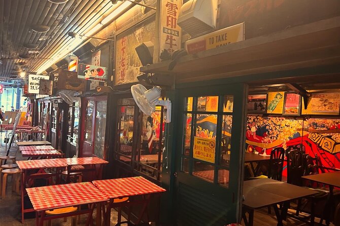 Elegant Tokyo Twilight Walk & Local Dining Experience - Memorable Moments