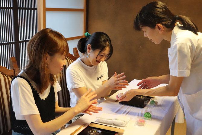 Experience of Making Sweets Taught by Professionals Local Tour & Guide - Participant Testimonials