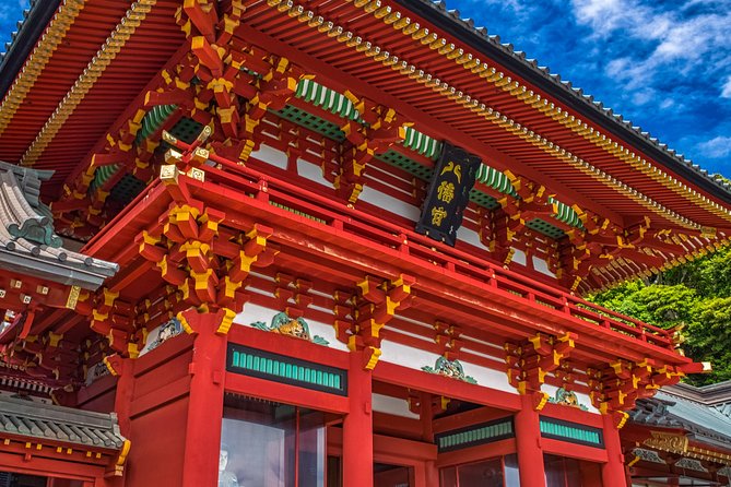 First Time in Kamakura? Enjoy a Tour of All Must-Sees! - Discovering Hase-dera Temple and Komachi Street