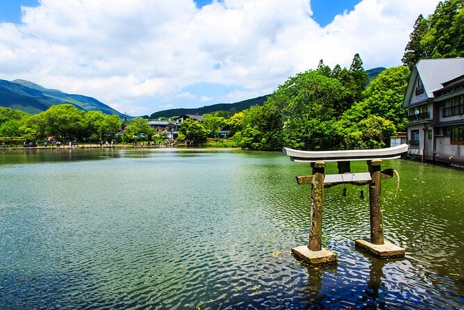 Fukuoka Day Trip to Yufuin, Beppu Hell Onsen and Animal Park - Animal Park: Up-Close Encounters With Wildlife
