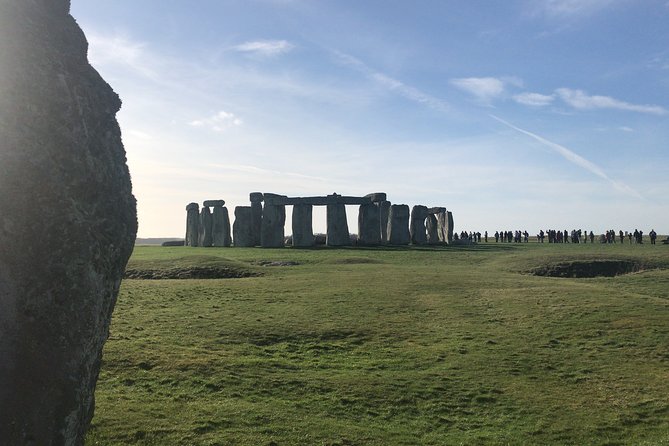 Full-Day Private Tour to Salisbury, Stonehenge and Woodhenge - The Sum Up