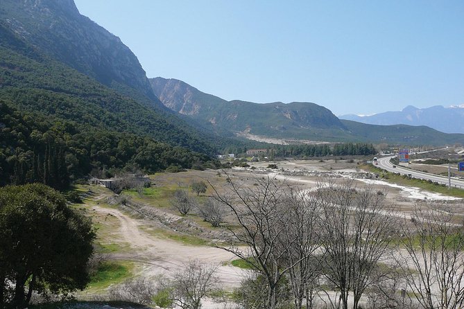 Full Day Tour to Meteora and Thermopylae - Ask Away
