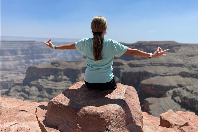 Grand Canyon Tour With Hoover Dam and Joshua Tree - Discovering Joshua Tree National Park