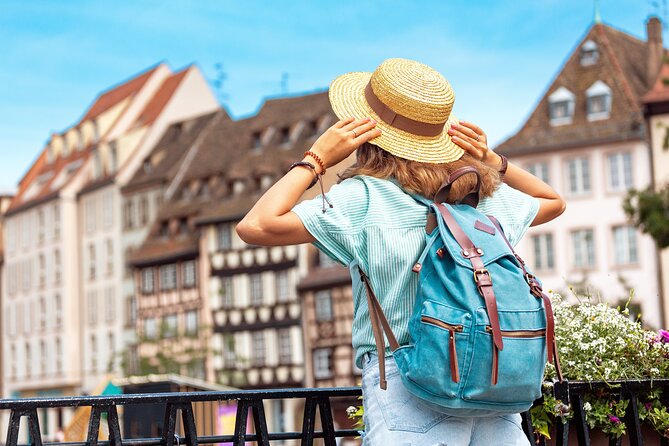 Graz: Skip the Line Landeszeughaus Private Guided Tour - Old Town Highlights