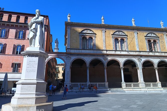 Hidden Verona Early Birds Tour-2hour Private Walking Tour - Immerse in the Citys History