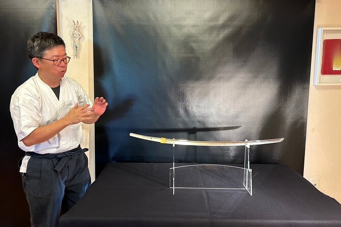 Himeji Castle Tour and Sword Smithing Observation - Witness the Art of Sword Smithing