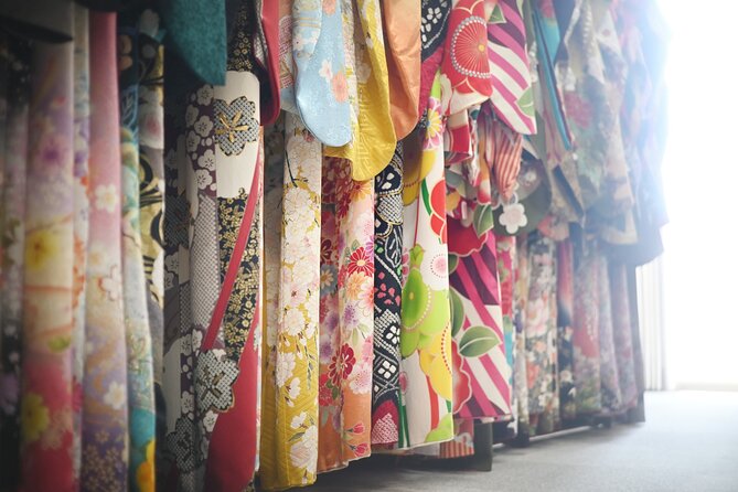 Hiroshima Kimono Rental and Photo Shoot - Couple Plan