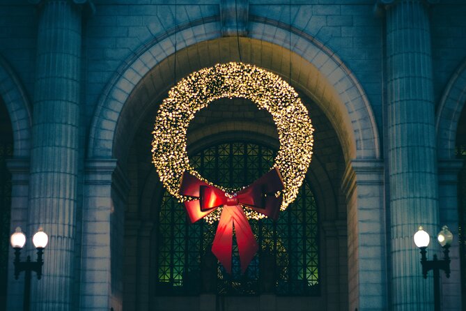 Holiday Lights Private Night Bus Tour Review - The Sum Up