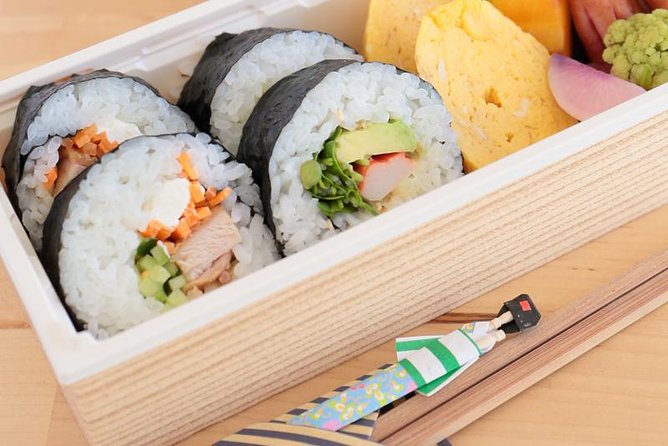 Homemade Sushi and Supermarket Tour in Kamakura - Discovering the Local Supermarket