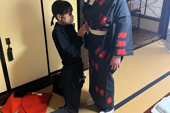 Kimono Wearing & Gourmet Delights in the Harbor Town - Frequently Asked Questions