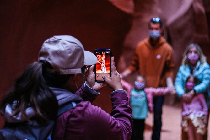 Lower Antelope Canyon Hiking Tour - Exploring Navajo Culture