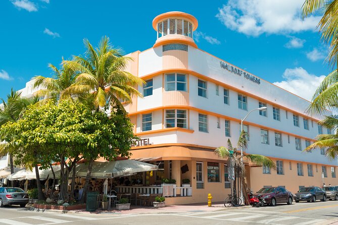 Miami Beach Art Deco & History Walk Tour With Design Enthusiast - Review the Tours Logistics and Practical Details