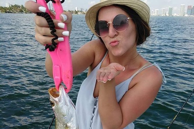 Miami Inshore Fishing Charters Review - Pricing and Reviews