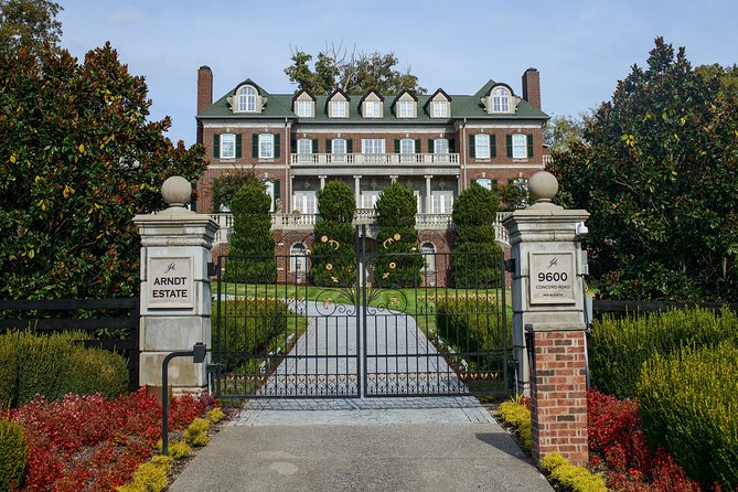 Nashville Homes of the Stars Narrated Bus Tour With 30+ Celebrity Homes - Tips for Making the Most of Your Celebrity Home Tour