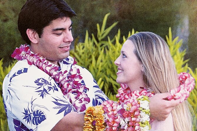 Orchid Airport Lei Greeting (Maui, Kahului Airport, OGG) - Transportation and Meeting Point