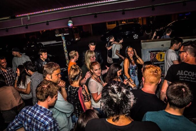 Paris: Pub Crawl With Shots and Nightclub Entry - Cancellation Policy