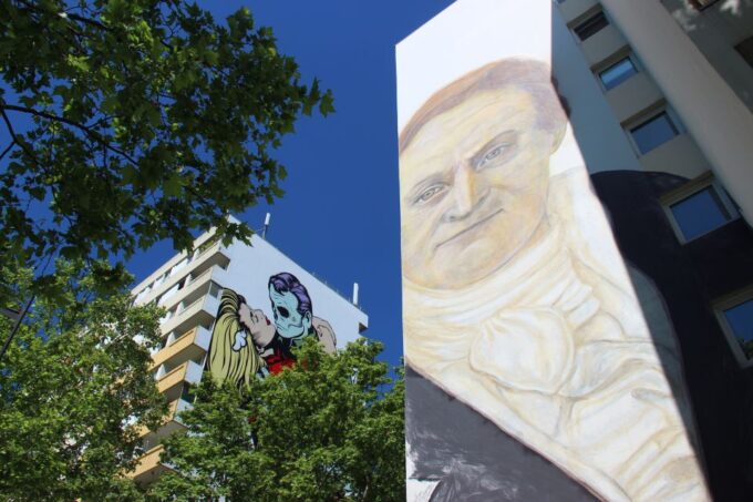 Paris Street Art Tour: Street Art in the 13th District - Local Knowledgeable Guide