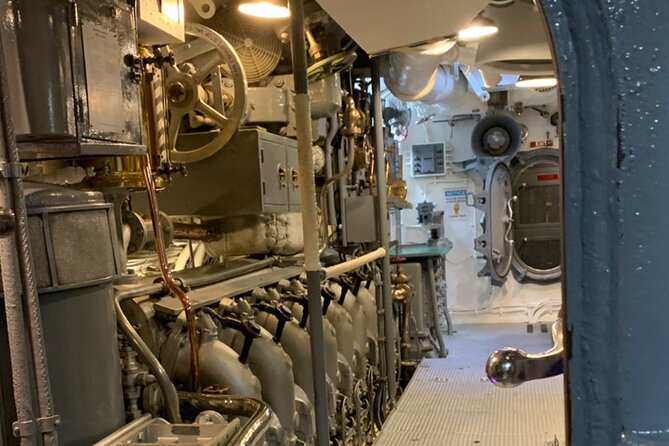 Pearl Harbor Tour Arizona Memorial and USS Bowfin - Accessibility and Participation