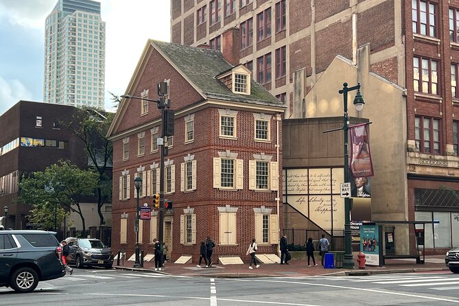 Philadelphia Historic Self Guided Walking Tour and Scavenger Hunt - Things To Known