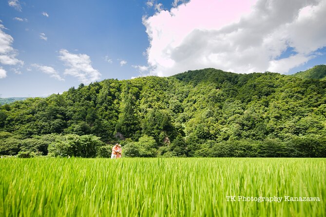 Photoshoot in Shirakawago/Takayama by Professional Photographer - Booking, Cancellation, and Review Highlights