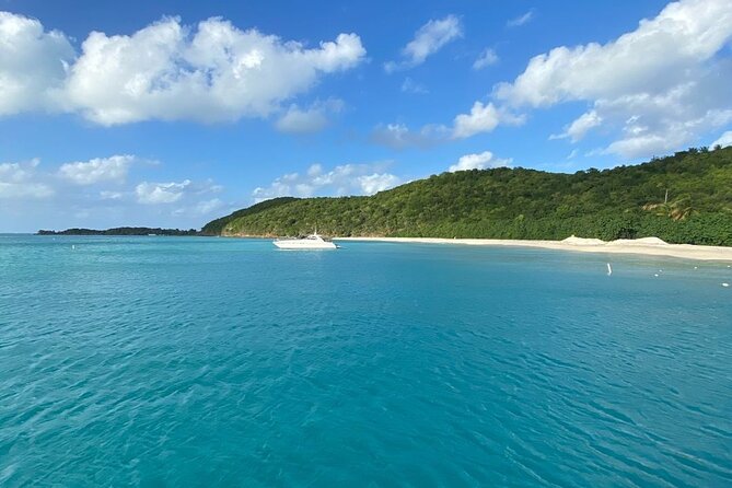 Private 30 Boat Charter for up to 6 Passengers to Icacos Island - Frequently Asked Questions