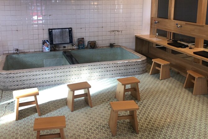 Private Aomori Handicraft Making Experience Tour - Kokeshi Doll or Handy Craft Painting Experience