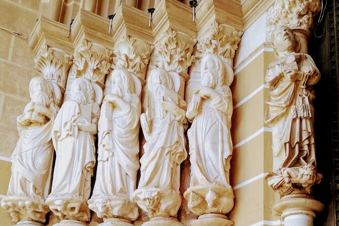 Private Day Tour Évora Cork Wine Temple of Diana and Bone Chapel - Ask Away