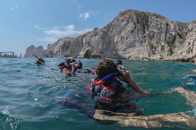 Private Los Cabos Snorkeling Tour to Chileno Bay and Santa Maria Cove - Cancellation Policies