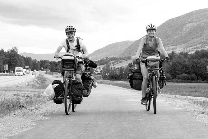 Private Photo Session With a Local Photographer in Dovre - Meeting and Cancellation Information
