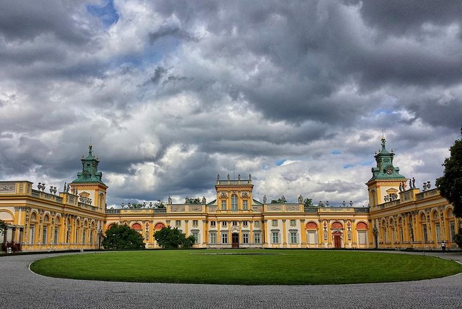 Private Transfer From Berlin to Warsaw With 2 Hours for Sightseeing - Exploring the Route Between Cities