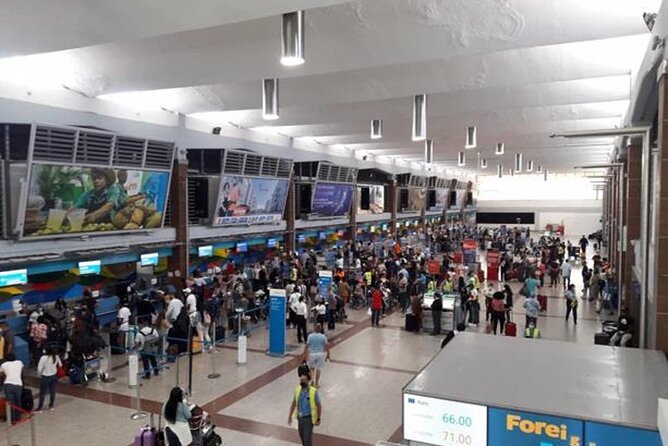 Private Transfer From Hotels to Punta Cana and Las Americas Airports - Cancellation Policy