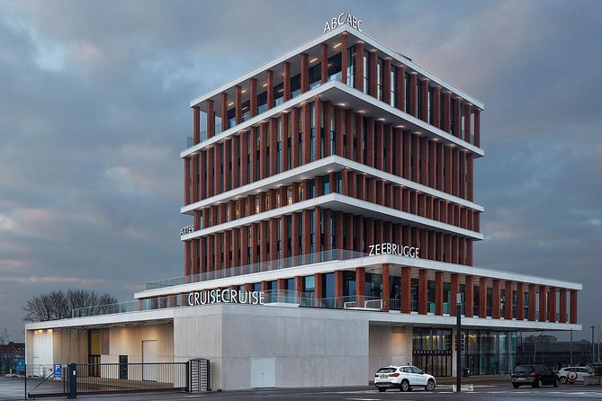 Private Transfer From Zeebrugge or Bruges to Antwerp by Luxury Car - Ask Away
