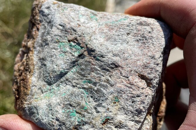 Rockhounding in Bisbee - Capturing Memories and Souvenirs From Bisbee