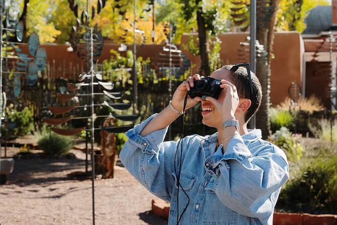 Santa Fe: Canyon Road Art & History Walking Tour (Private Tour) - Engaging With Santa Fes Art Scene