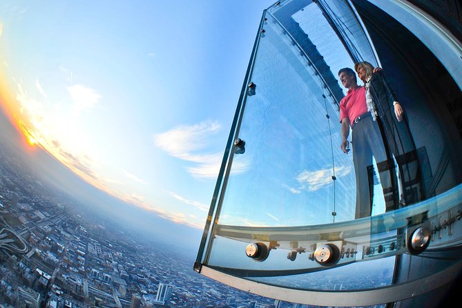 Skydeck Chicago Pie in the Sky Dining Experience - Important Policies and Considerations