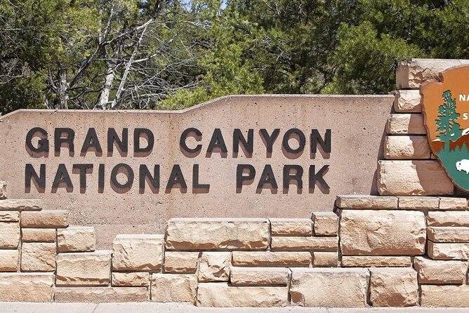 Small-Group Full Day Tour in Sedona and Grand Canyon - Transportation and Group Size