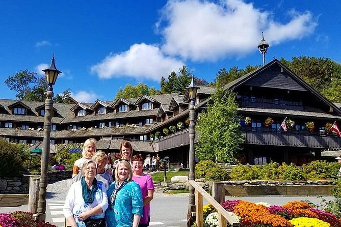 Small Group Tour in Stowe, Vermont - Guide Credentials and Personalization