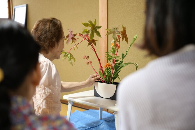 Special Ikebana Experience Guided by an Ikebana Master, Mrs. Inao - Embracing Japanese Culture Through Ikebana