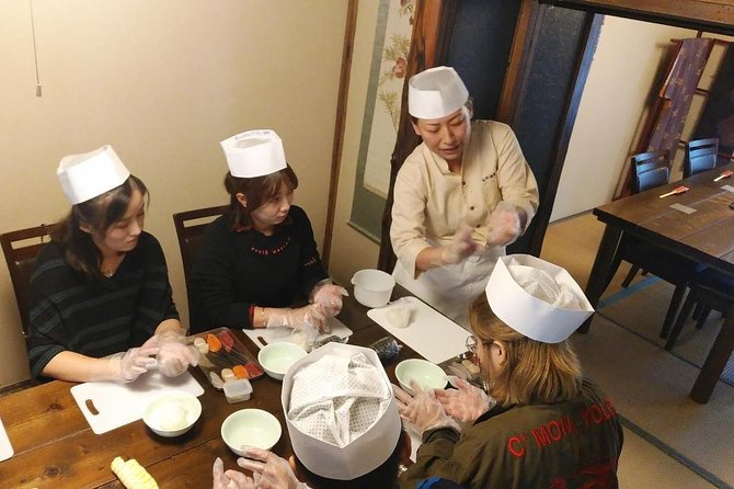 Taught by a Professional! Making Sushi With Hakodates Fresh Fish - Planning for Larger Groups: Accommodating Group Reservations