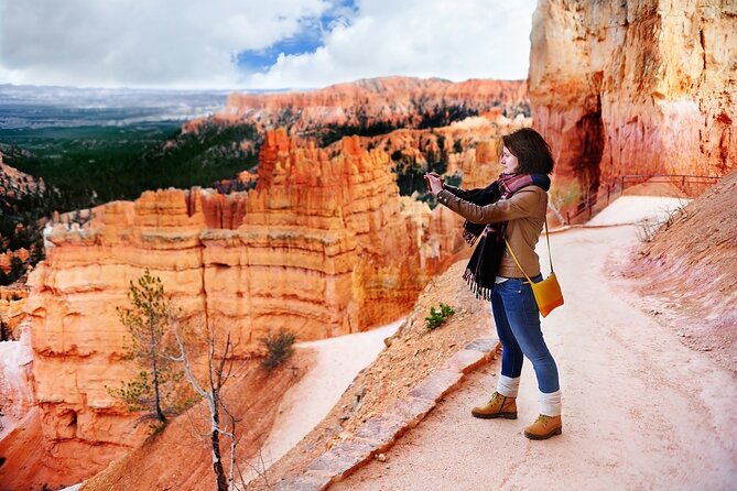 The Grand Circle Self-Guided Driving Tour Bundle - Discovering More Self-Guided Tours