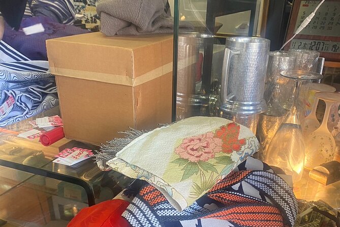Tour of Antique Shops, Cultural Stores Known Only to the Locals - Uncover the Local Charm of Nagoya